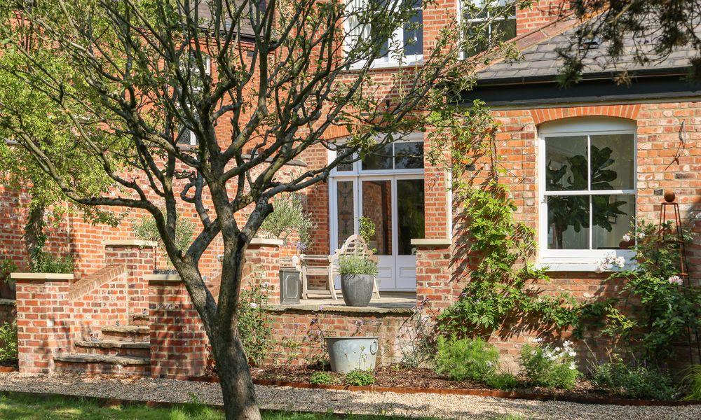 Bright Spacious Edwardian