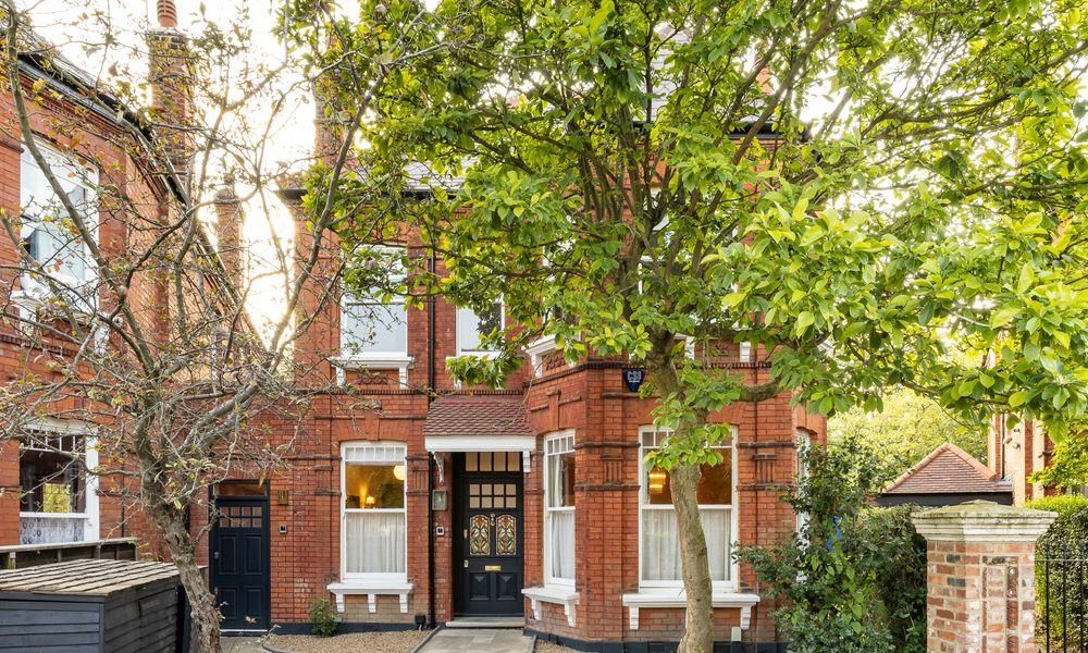 Bright Spacious Edwardian