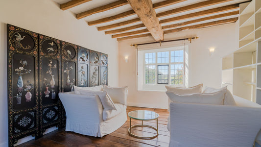 Picturesque Cotswolds Manor