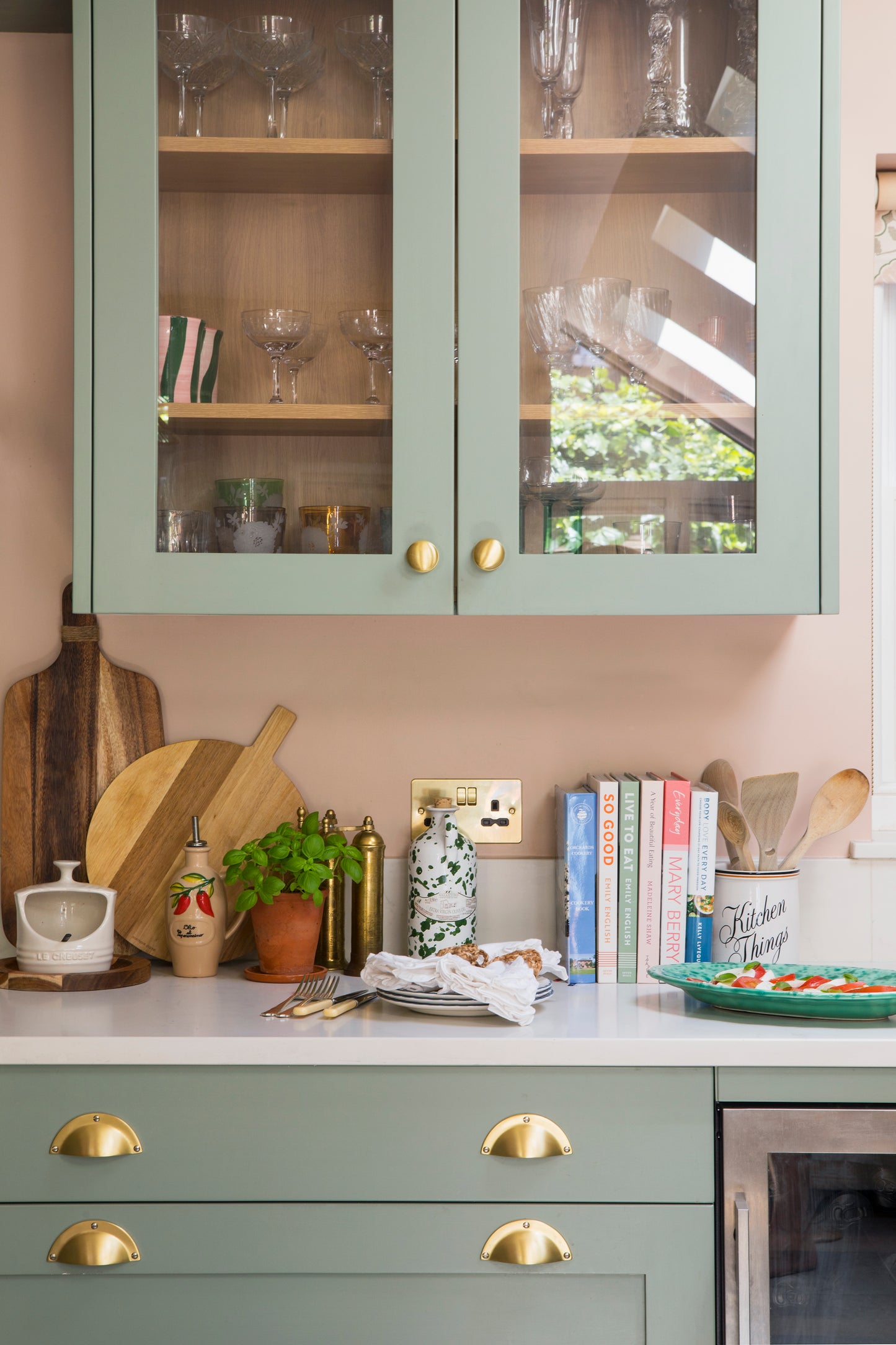 Pretty Pattern Floral Flat Fulham