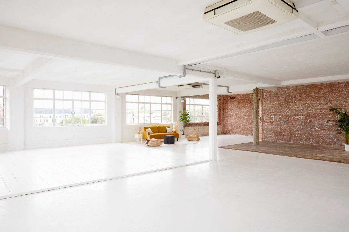 Exposed Brick Multi-Room Studio Shoreditch