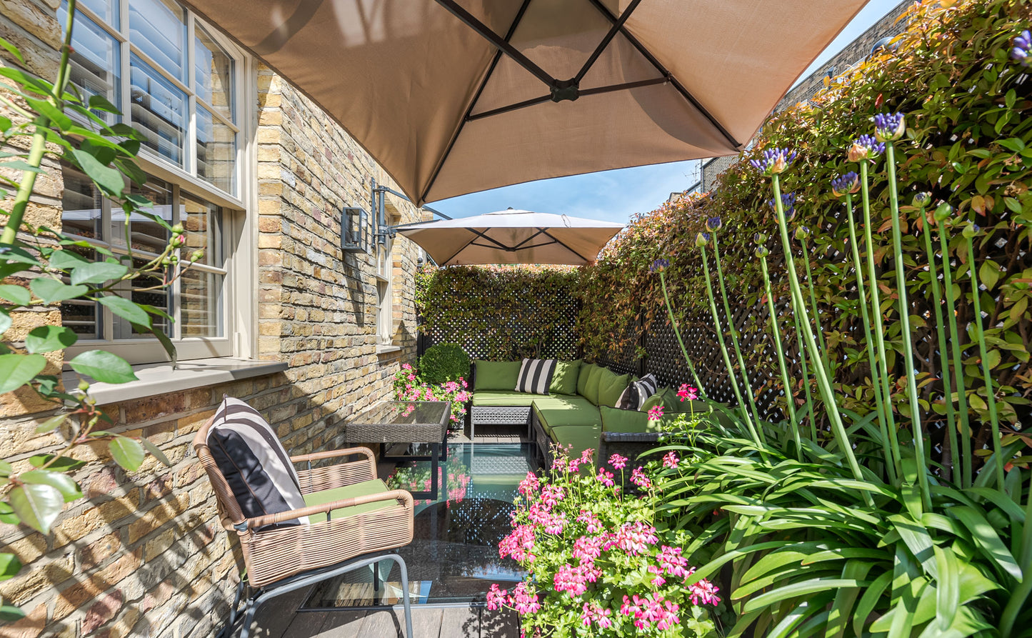 Colourful Four Floor Kensington Mews House
