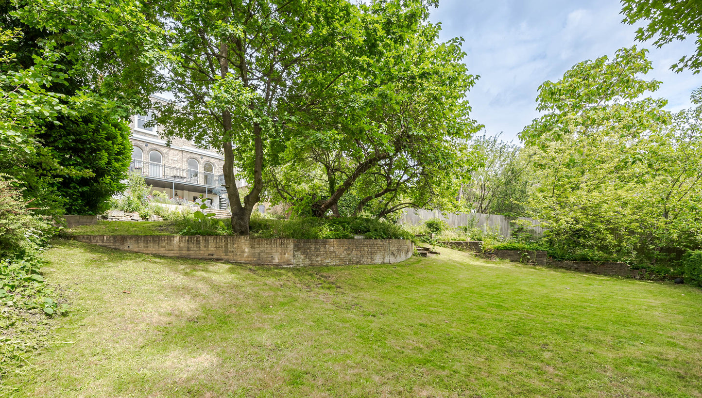 Period Crystal Palace Period Home