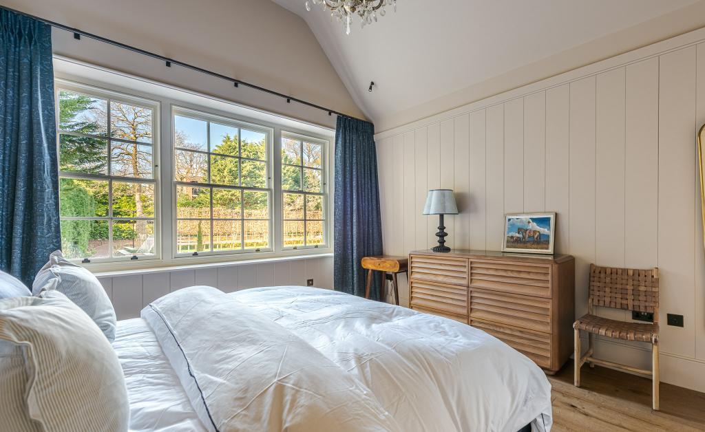 Hamptons House Surrey