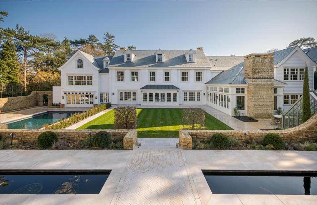 Hamptons House Surrey