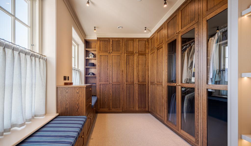 Hamptons House Surrey