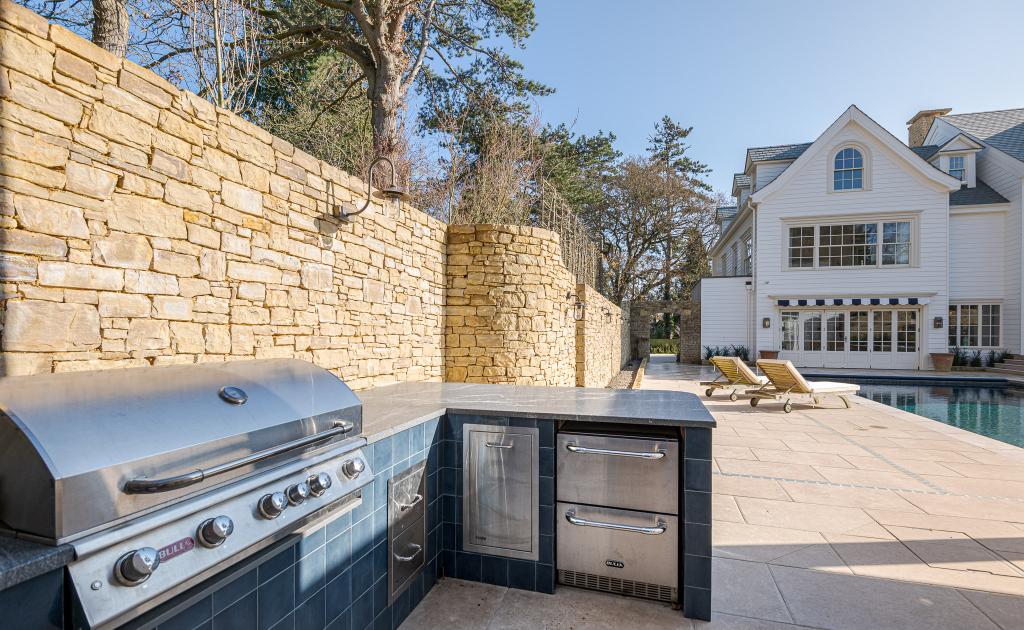 Hamptons House Surrey